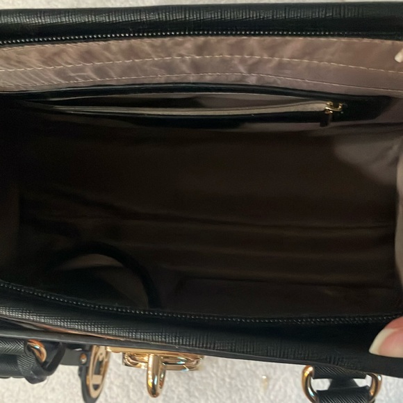 Structured Handbag - Picture 4 of 6